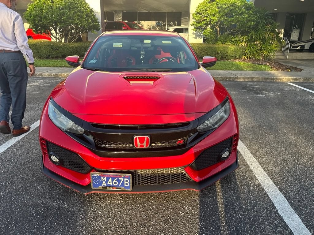 honda civic hatchback 2017 SHHFK8G79HU201221 image honda civic hatchback 2017 SHHFK8G79HU201221 image